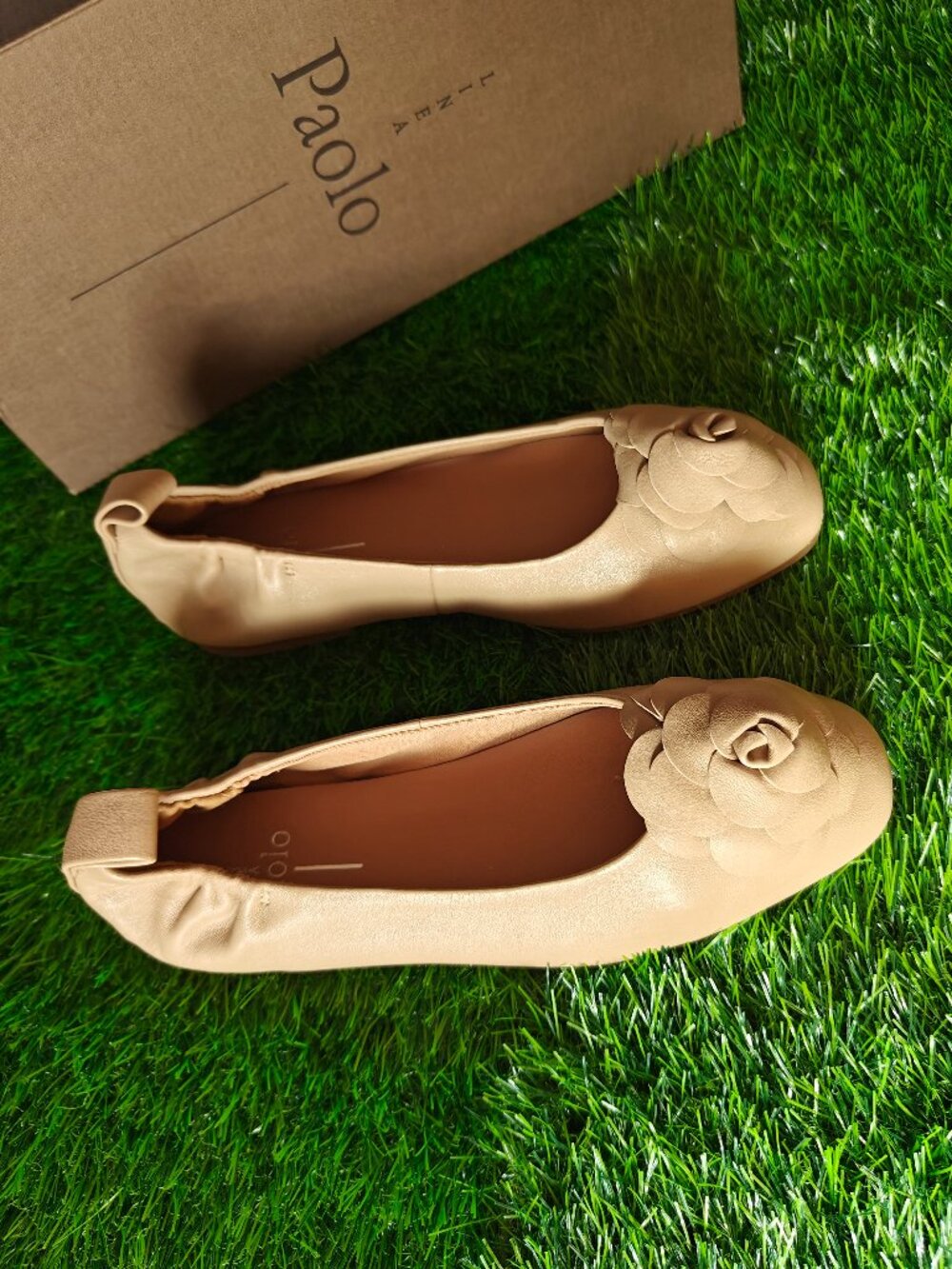 PAOLO WOMEN'S NUDE ROSE BALLET FLATS (SIZE 5 1/2 M)